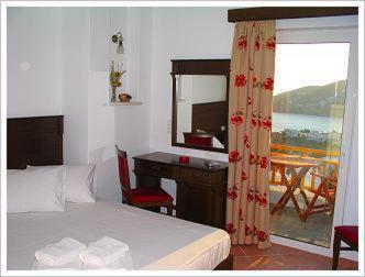 Rita'S Place Hotel Иос Экстерьер фото